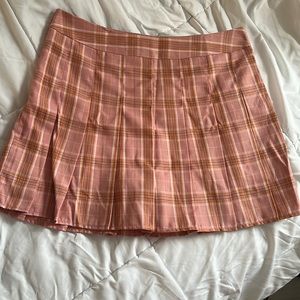 Pleated skirt
